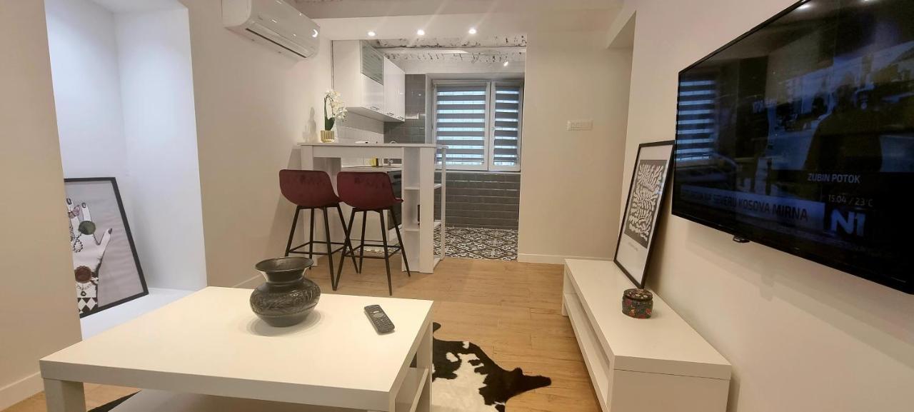Apartament Hugo Old Town Belgrad Zewnętrze zdjęcie